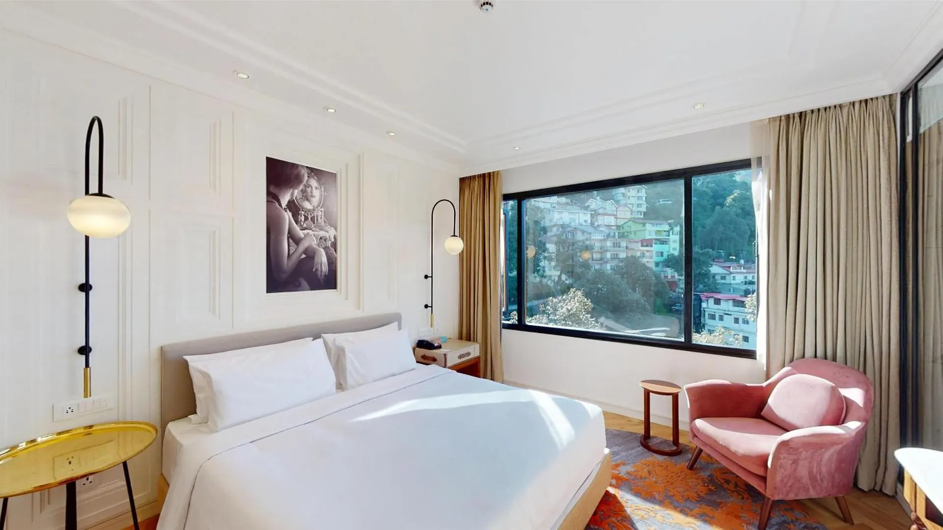 Radisson Hotel Shimla 5*,
